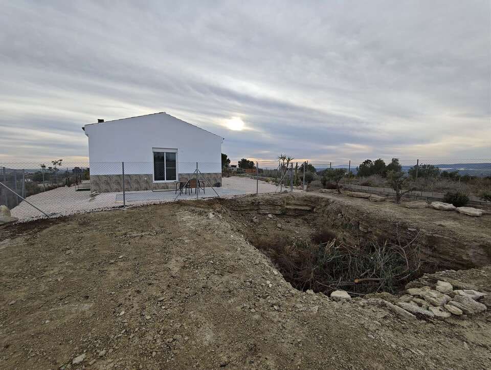 3 soveværelse Villa til salg i Fortuna - € 239.995 (Ref: 9558919)