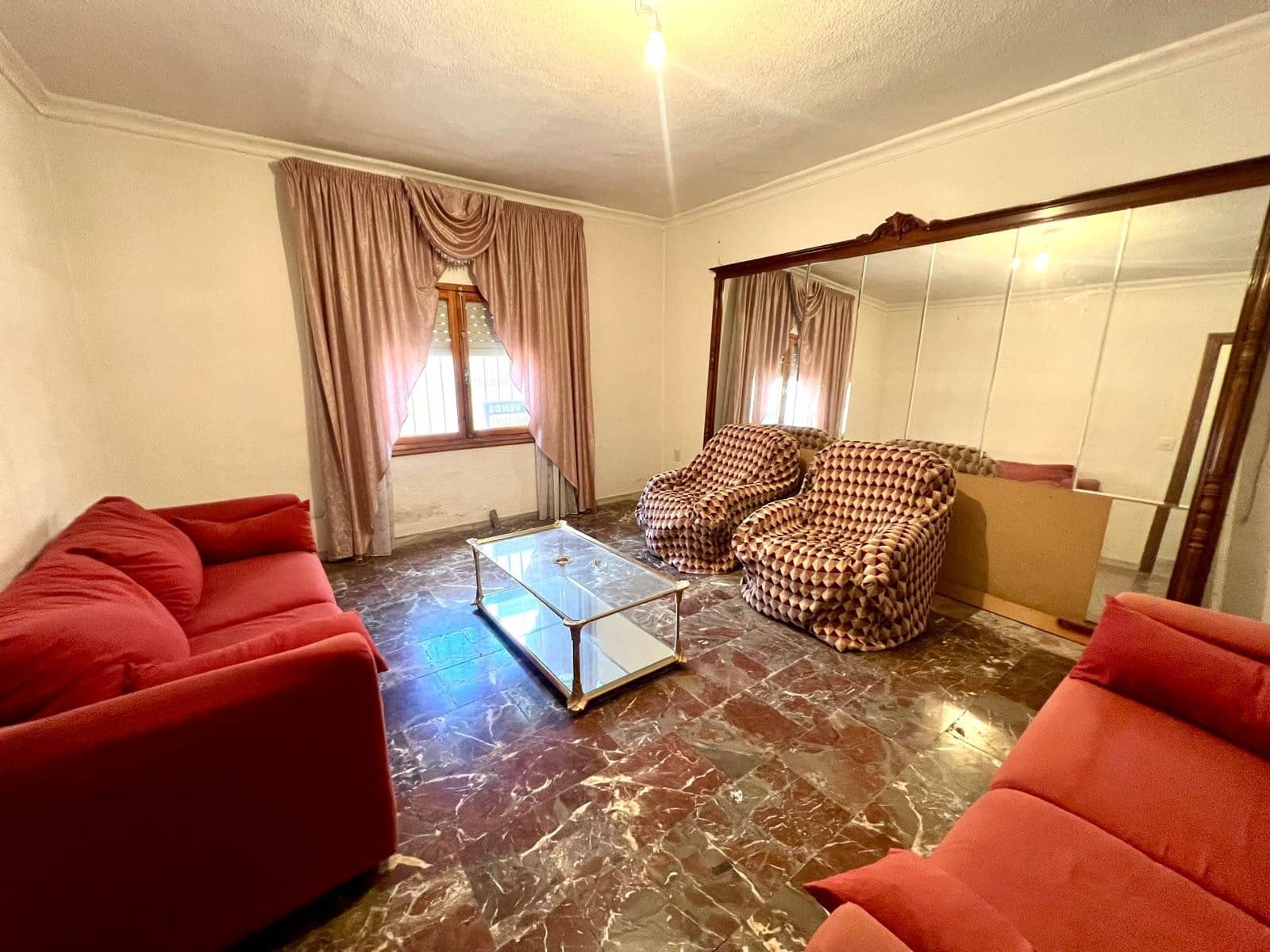 3 makuuhuone Omakotitalo myytävänä paikassa Barinas - 71 000 € (Ref: 9565500)