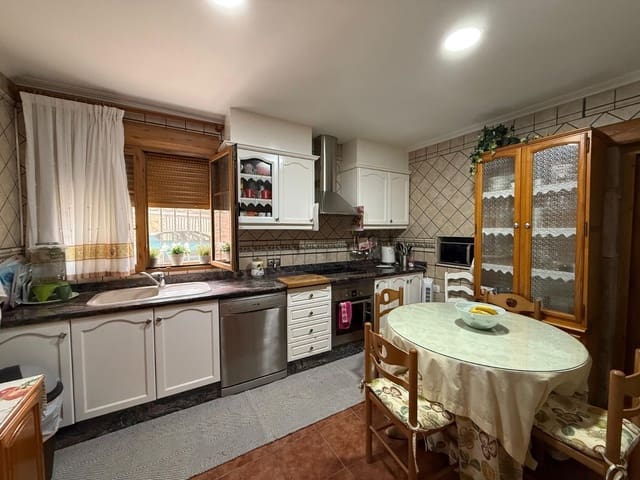 5 camera da letto Finca/Casa di Campagna in vendita in Elda con garage - 260.000 € (Rif: 9571423)