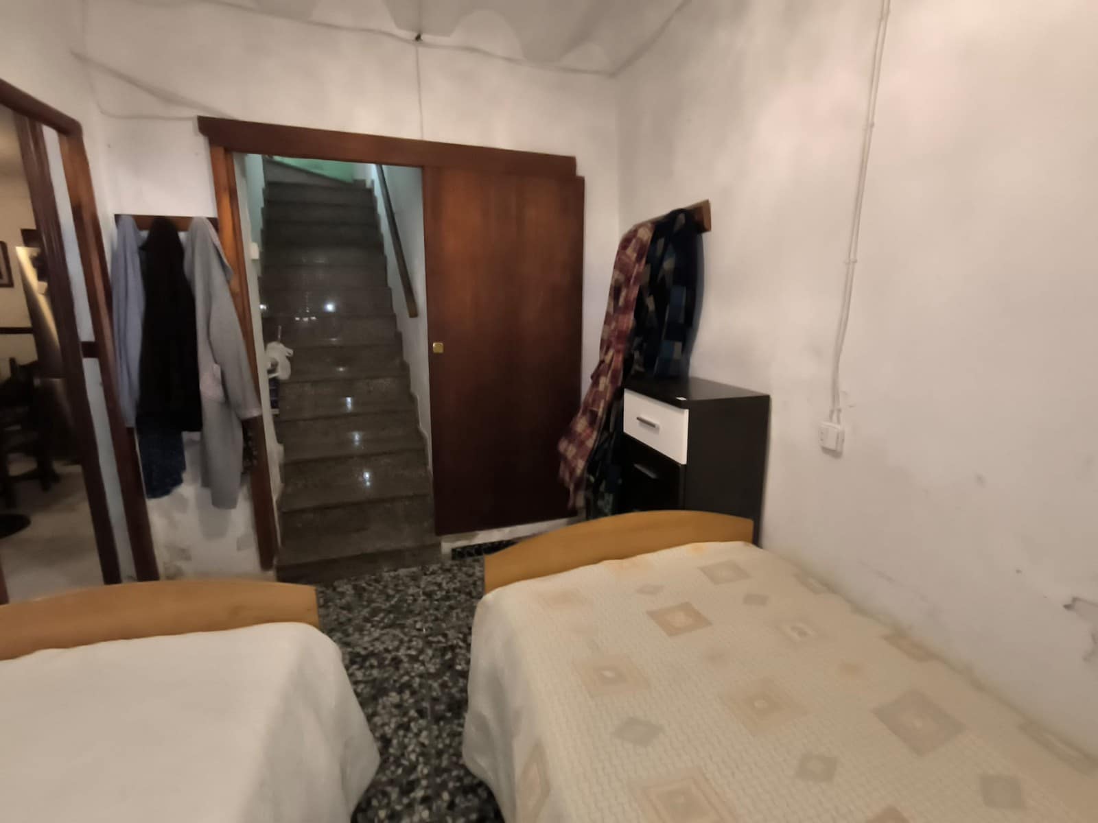 Casa de 5 habitaciones en Pinoso en venta - 73.000 € (Ref: 9580023)