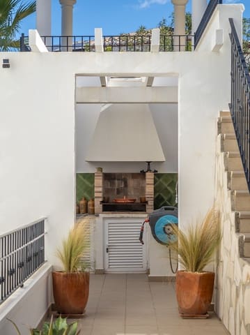 4 makuuhuone Huvila myytävänä paikassa Montgó - Ermita, Javea / Xàbia mukana uima-altaan 
autotalli - 1 400 000 € (Ref: 9580217)