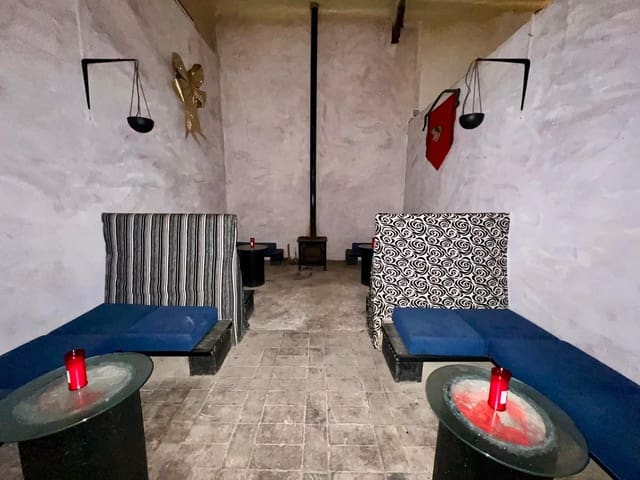 4 chambre Finca/Maison de Campagne à vendre à Yecla avec piscine - 230 000 € (Ref: 9587915)