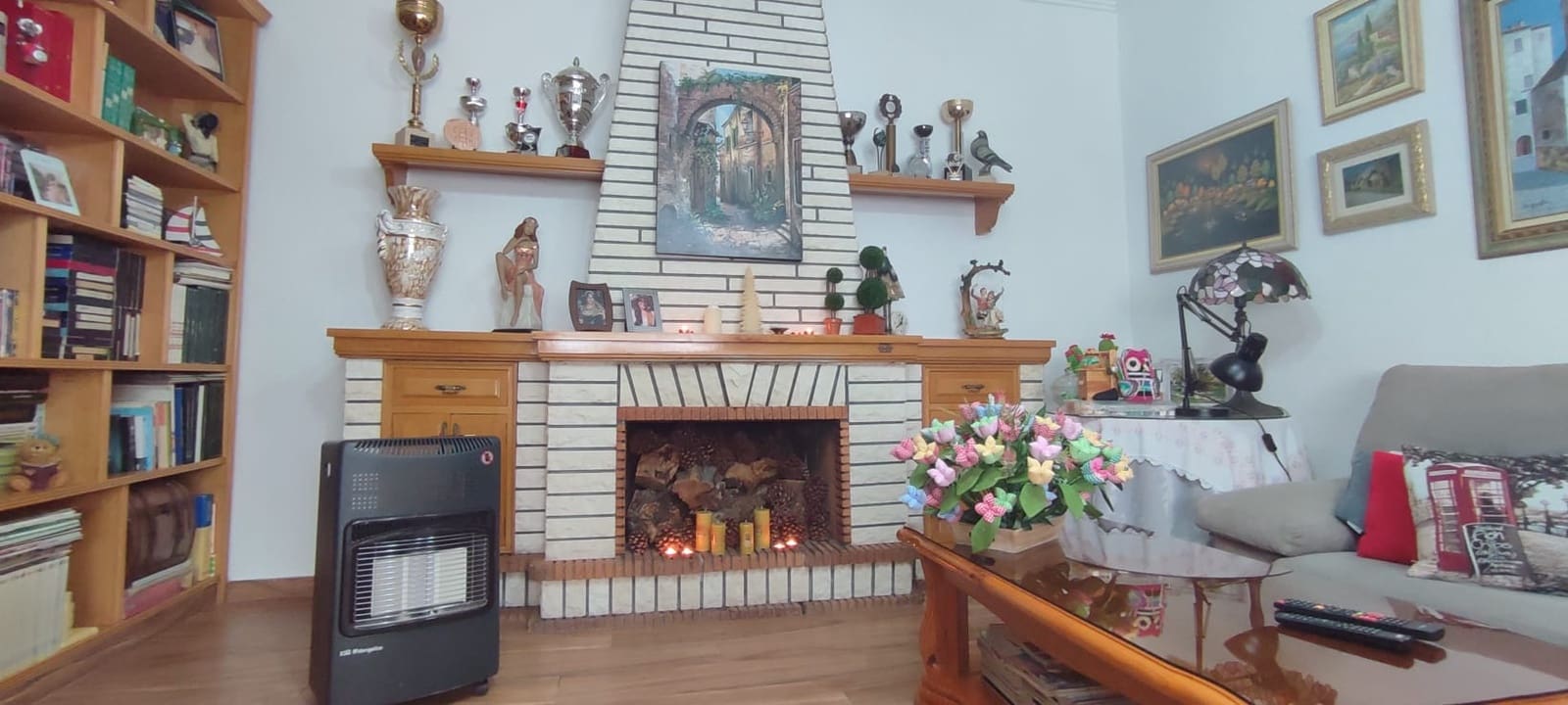 4 bedroom Villa for sale in Sax with pool - € 319,995 (Ref: 9588264)