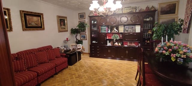 4 bedroom Villa for sale in Sax with pool - € 319,995 (Ref: 9588264)