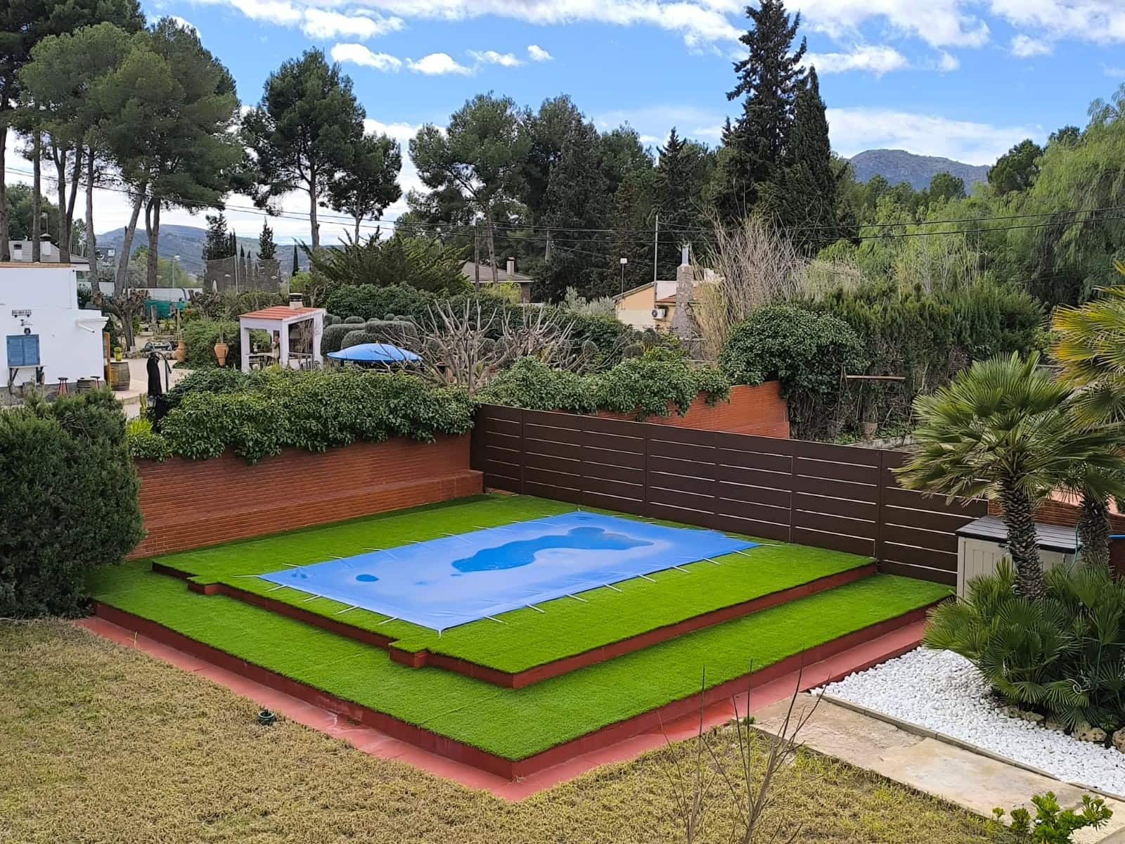 4 bedroom Villa for sale in Sax with pool - € 319,995 (Ref: 9588264)