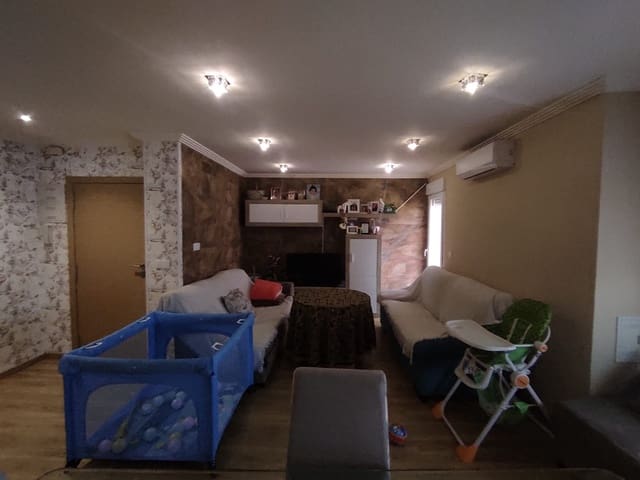 3 slaapkamer Appartement te koop in Caudete - € 49.950 (Ref: 9588269)