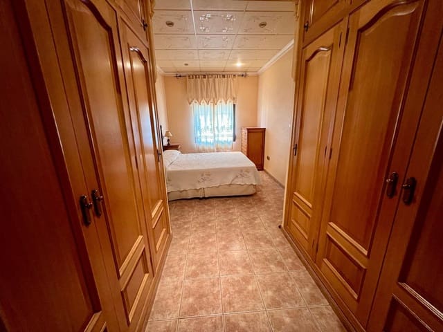 3 quarto Casa em Banda para venda em Pinoso - 137 800 € (Ref: 9598086)