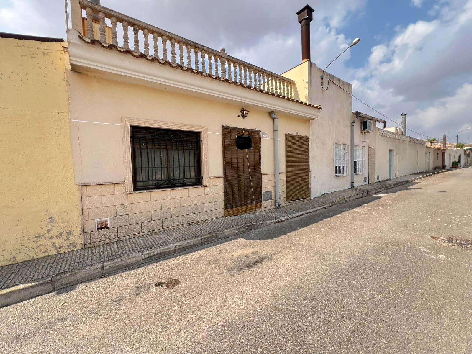 3 quarto Casa em Banda para venda em Pinoso - 137 800 € (Ref: 9598086)