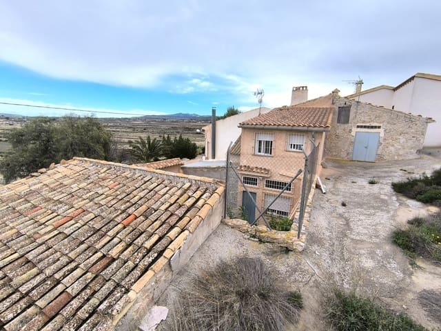 6 soveværelse Finca/Landehus til salg i La Zarza, Jumilla med garage - € 75.000 (Ref: 9602408)