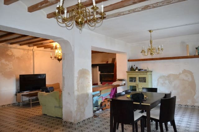 3 Zimmer Haus zu verkaufen in Monóvar / Monóver mit Pool Garage - 119.900 € (Ref: 9602966)