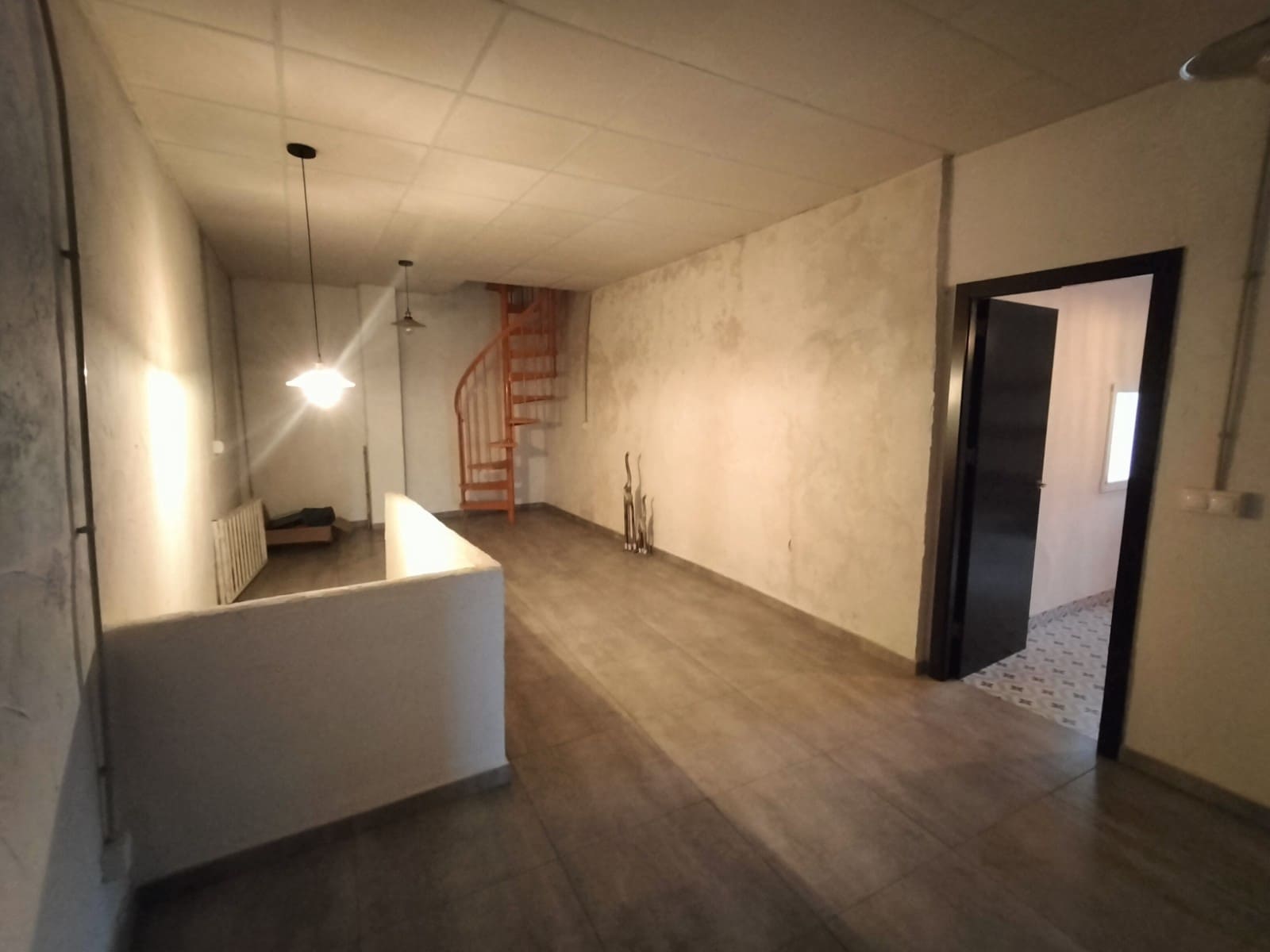 3 Zimmer Haus zu verkaufen in Monovar / Monover mit Pool Garage - 119.900 € (Ref: 9602966)