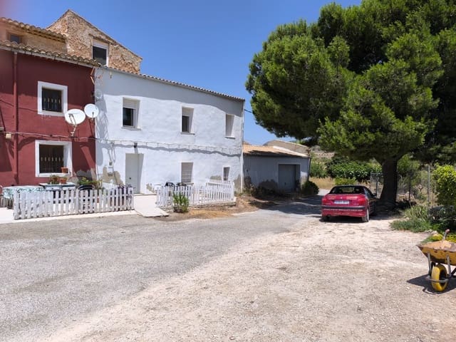 3 Zimmer Haus zu verkaufen in Monóvar / Monóver mit Pool Garage - 119.900 € (Ref: 9602966)