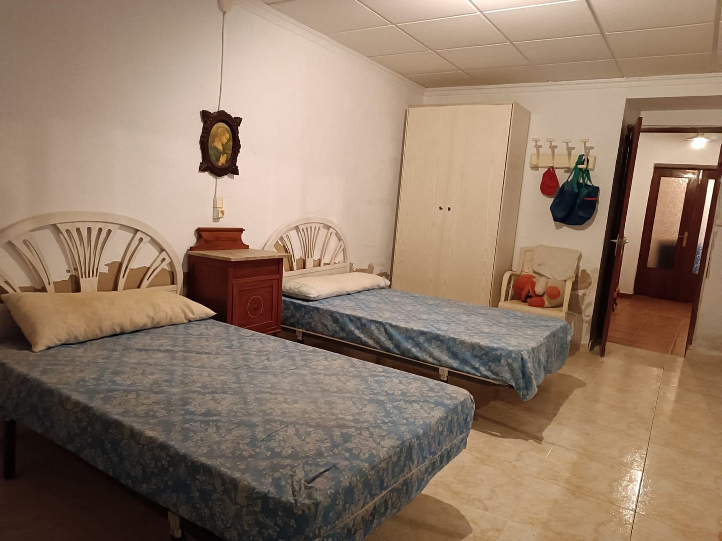 4 bedroom Finca/Country House for sale in Yecla with garage - € 79,000 (Ref: 9614177)