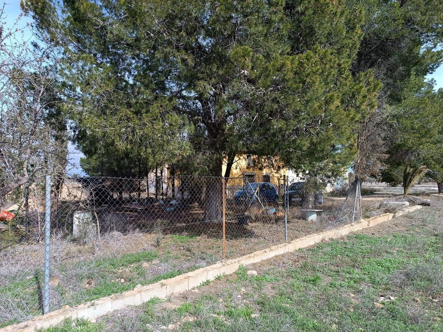 4 bedroom Finca/Country House for sale in Yecla with garage - € 79,000 (Ref: 9614177)