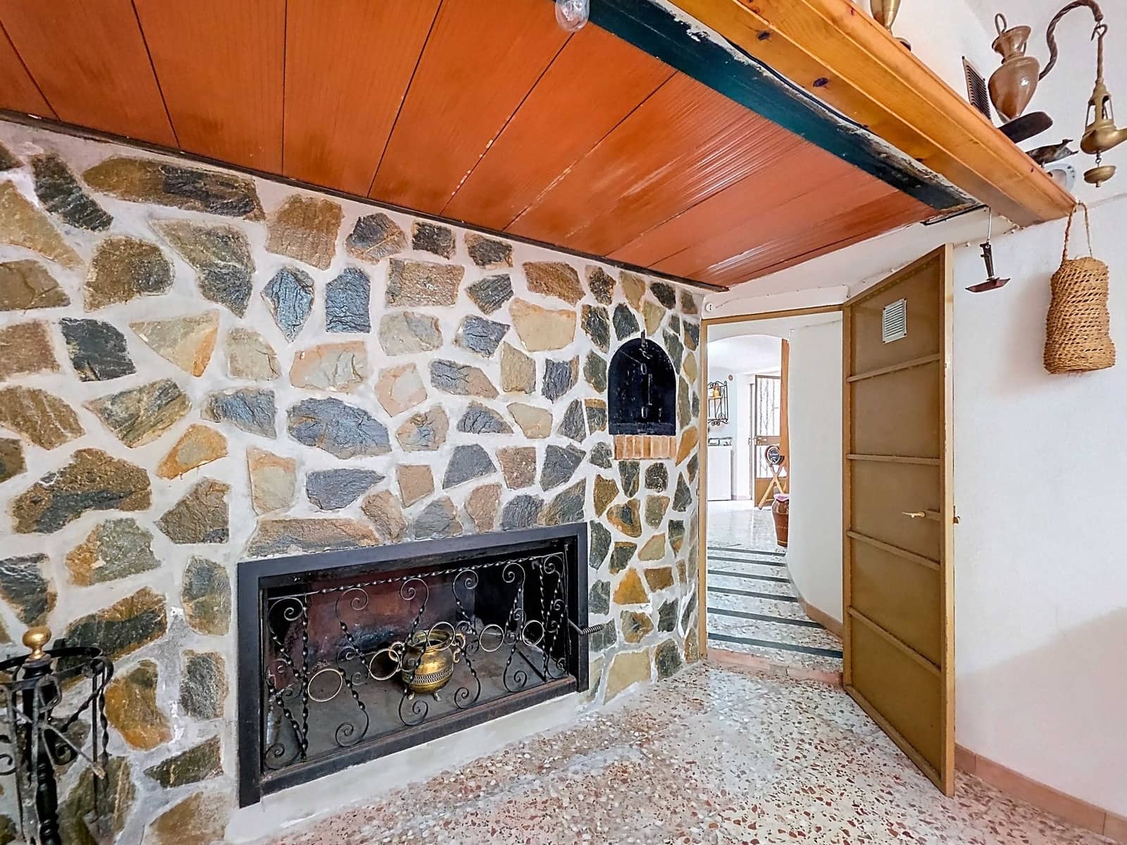 4 quarto Casa de Caverna para venda em Pinoso com garagem - 159 950 € (Ref: 9645546)