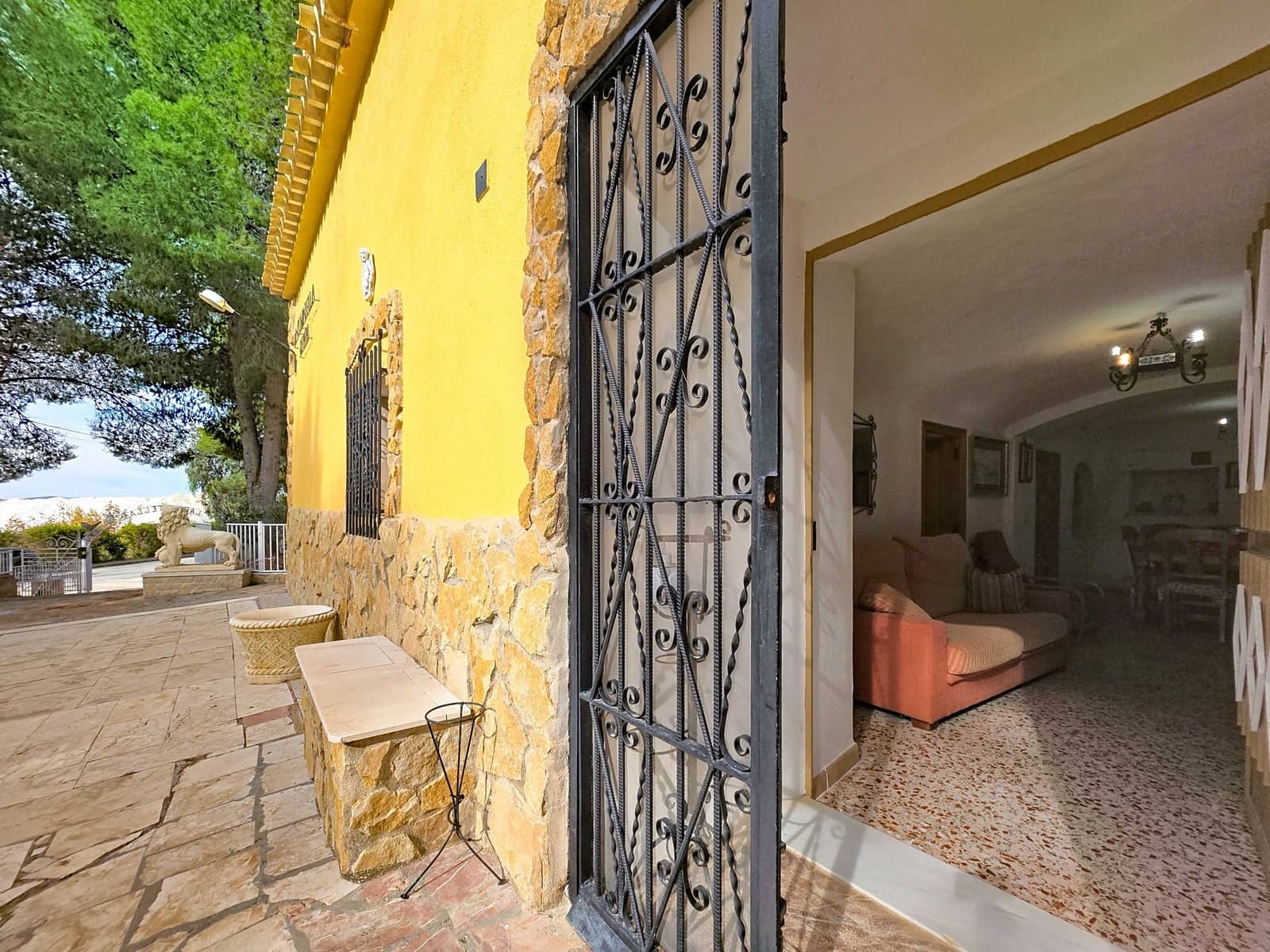 4 quarto Casa de Caverna para venda em Pinoso com garagem - 159 950 € (Ref: 9645546)