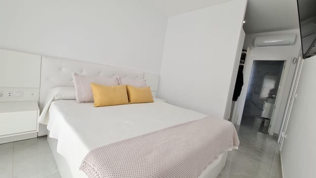 3 sypialnia Willa na sprzedaż w Pinoso z basenem - 299 995 € (Ref: 9671211)