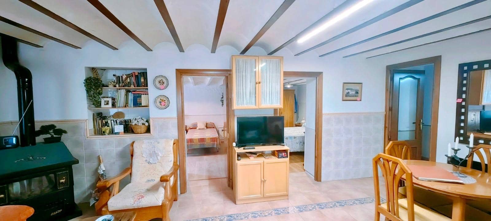 3 soverom Finca/Herregård til salgs i Villena med svømmebasseng garasje - € 175 000 (Ref: 9680559)