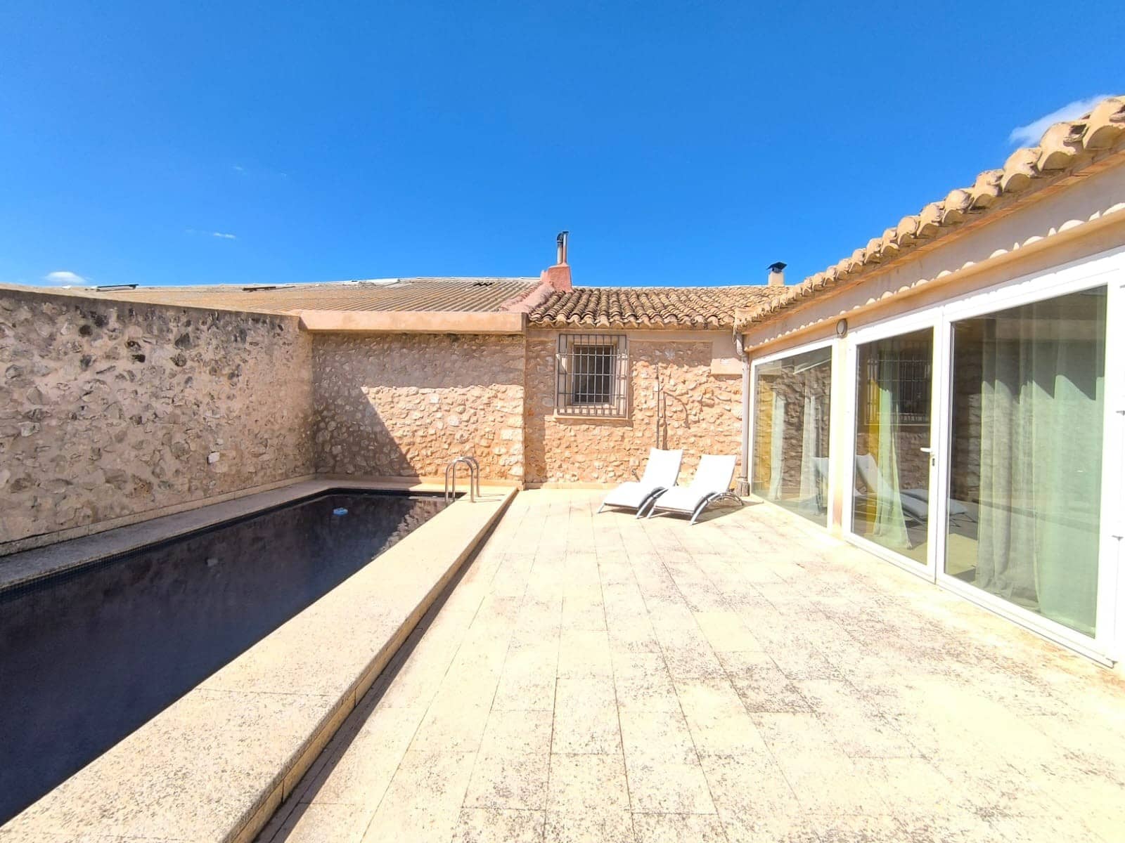 4 bedroom Finca/Country House for sale in Villena with pool garage - € 499,995 (Ref: 9683337)