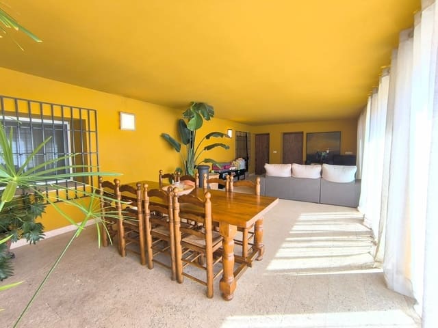 4 quarto Quinta/Casa Rural para venda em Villena com piscina garagem - 499 995 € (Ref: 9683337)