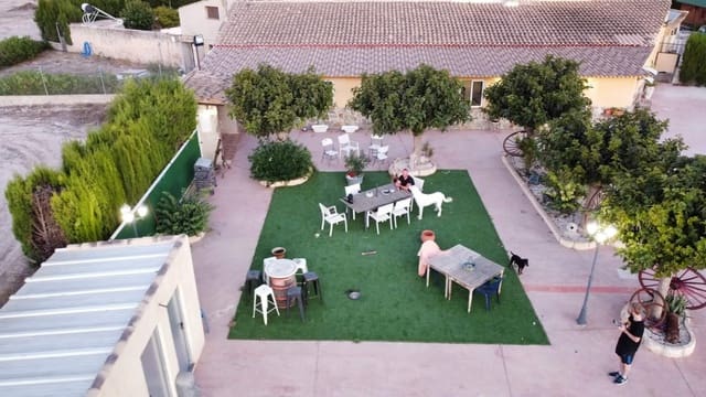 10 soveværelse Villa til salg i Villena med swimmingpool - € 499.995 (Ref: 9683339)