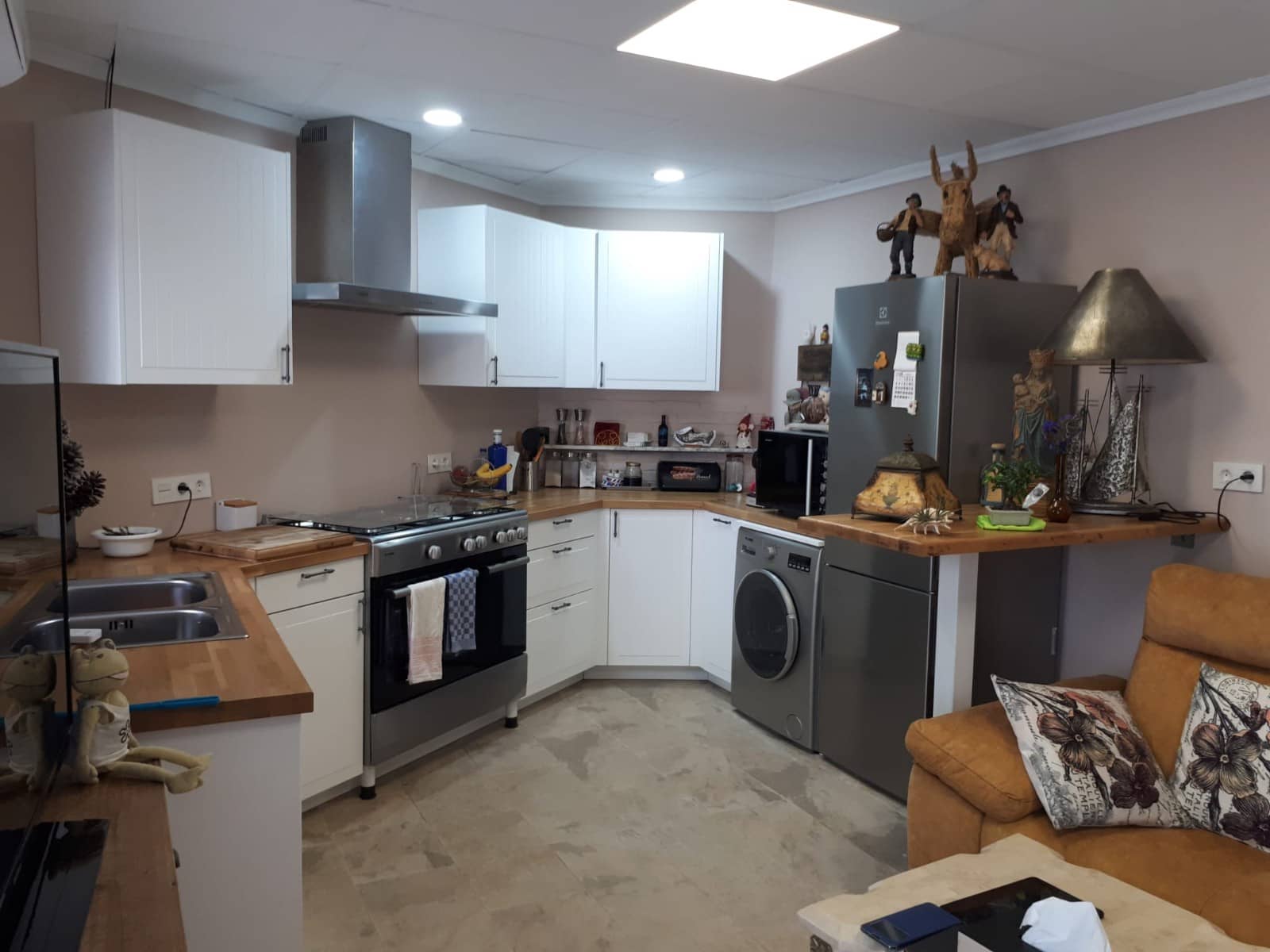 10 soverom Villa til salgs i Villena med svømmebasseng - € 499 995 (Ref: 9683339)