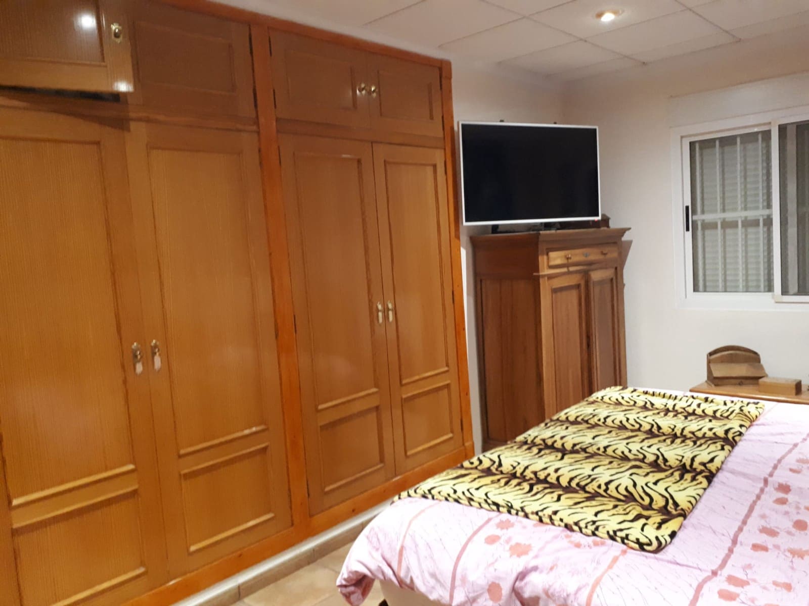 10 soverom Villa til salgs i Villena med svømmebasseng - € 499 995 (Ref: 9683339)
