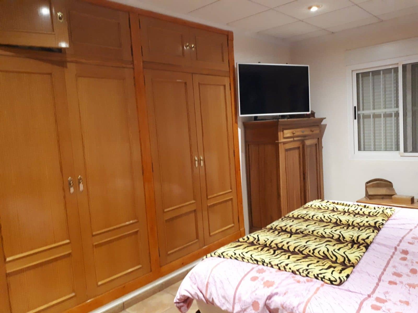 10 bedroom Villa for sale in Villena with pool - € 499,995 (Ref: 9683339)