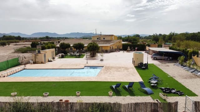 10 chambre Villa/Maison à vendre à Villena avec piscine - 499 995 € (Ref: 9683339)