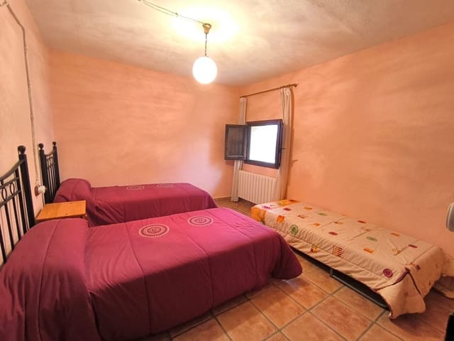 22 soverom Kommersiell til salgs i Banyeres de Mariola - € 1 750 000 (Ref: 9683340)