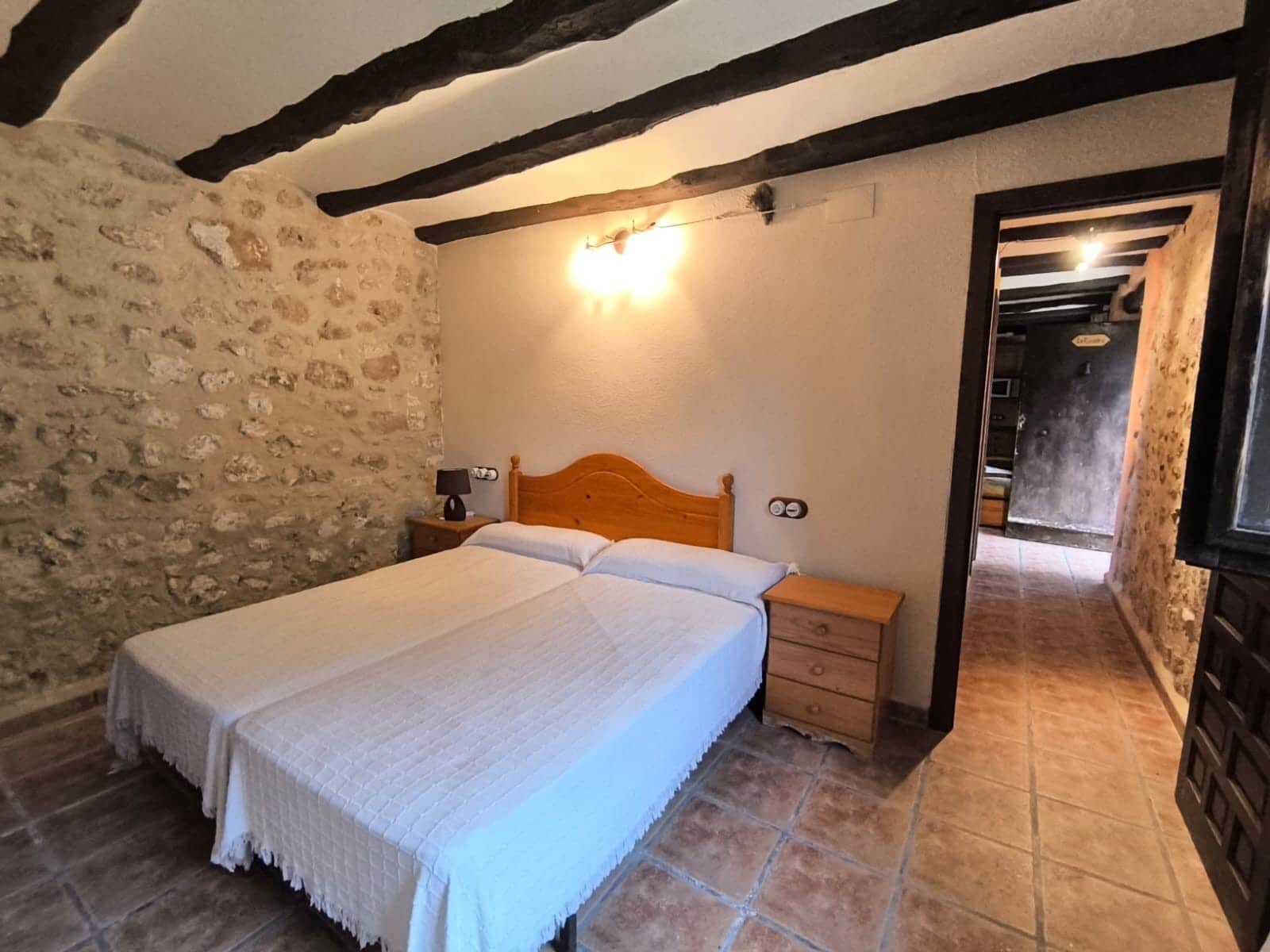 22 bedroom Commercial for sale in Banyeres de Mariola - € 1,750,000 (Ref: 9683340)