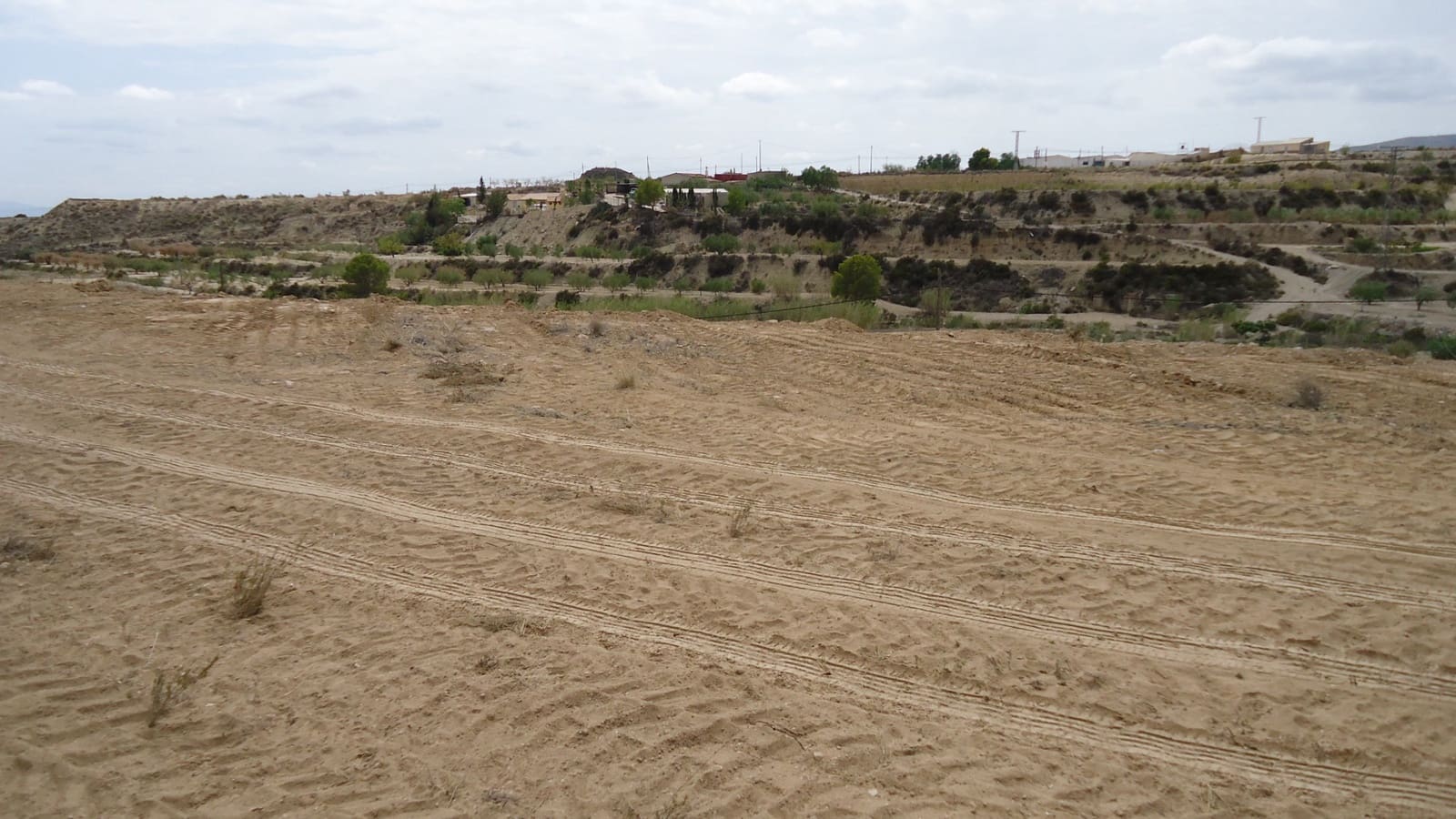 Grunde uden byggetilladelser til salg i Abanilla - € 19.900 (Ref: 9687224)