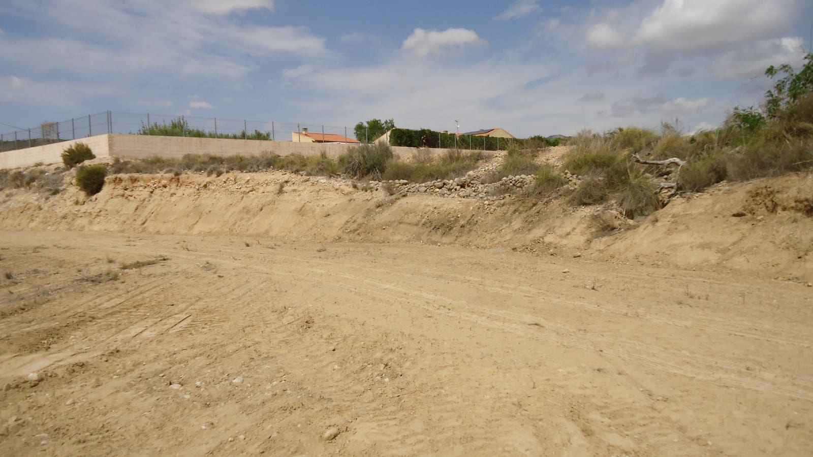 Grunde uden byggetilladelser til salg i Abanilla - € 19.900 (Ref: 9687224)