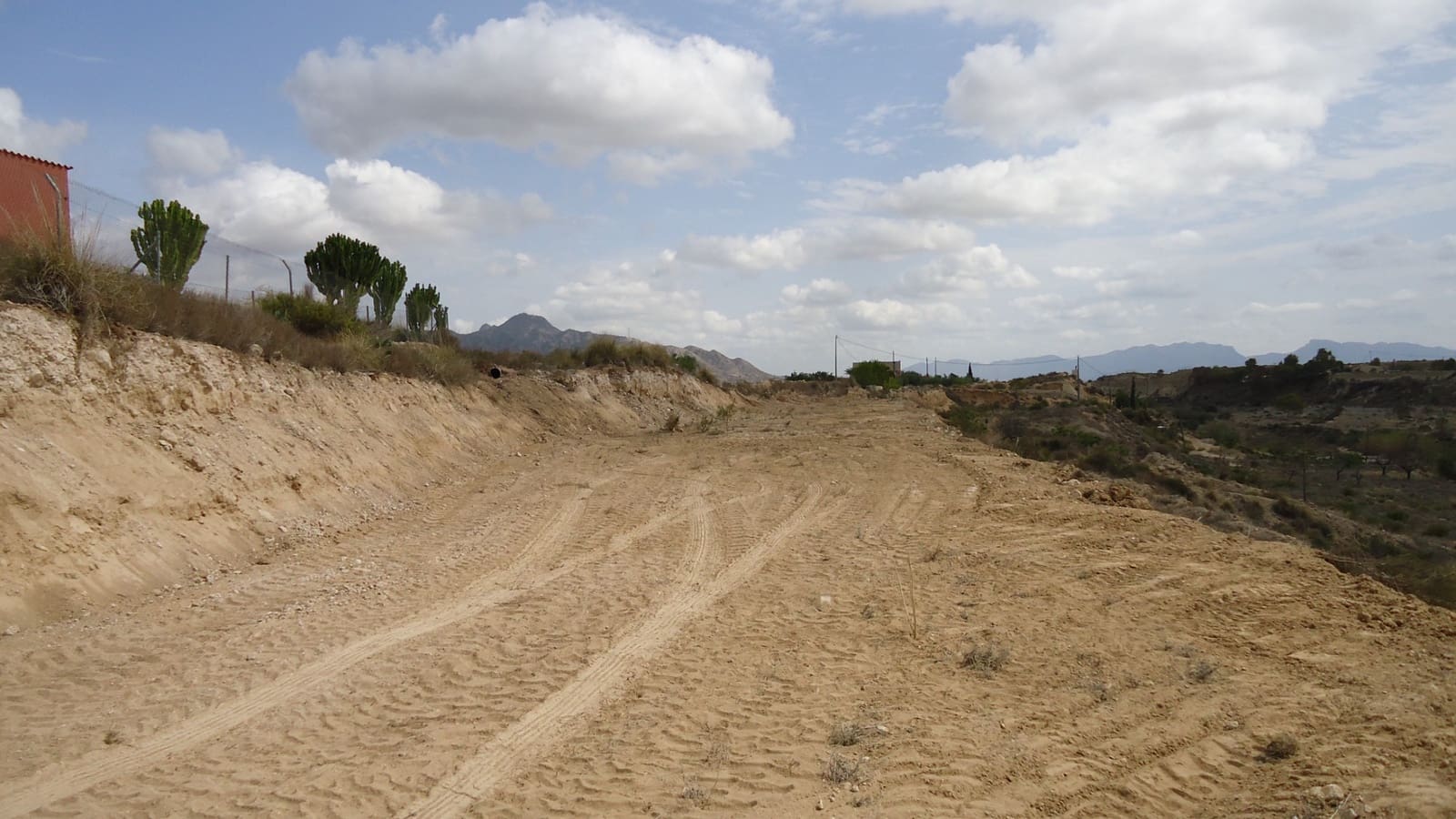 Ubebygd land til salgs i Abanilla - € 19 900 (Ref: 9687224)