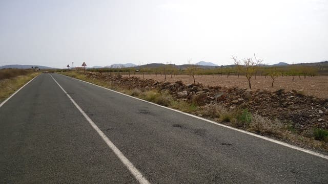 Undeveloped Land for sale in Jumilla - € 139,900 (Ref: 9687225)