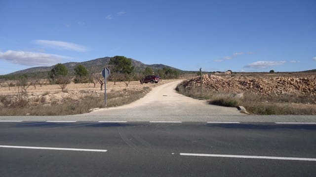 Terre non Aménagée à vendre à Yecla - 623 000 € (Ref: 9687229)