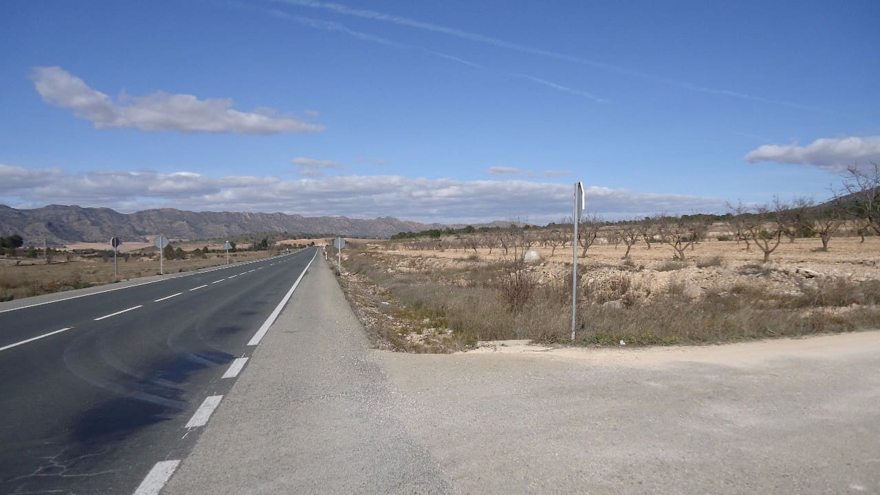 Terre non Aménagée à vendre à Yecla - 623 000 € (Ref: 9687229)