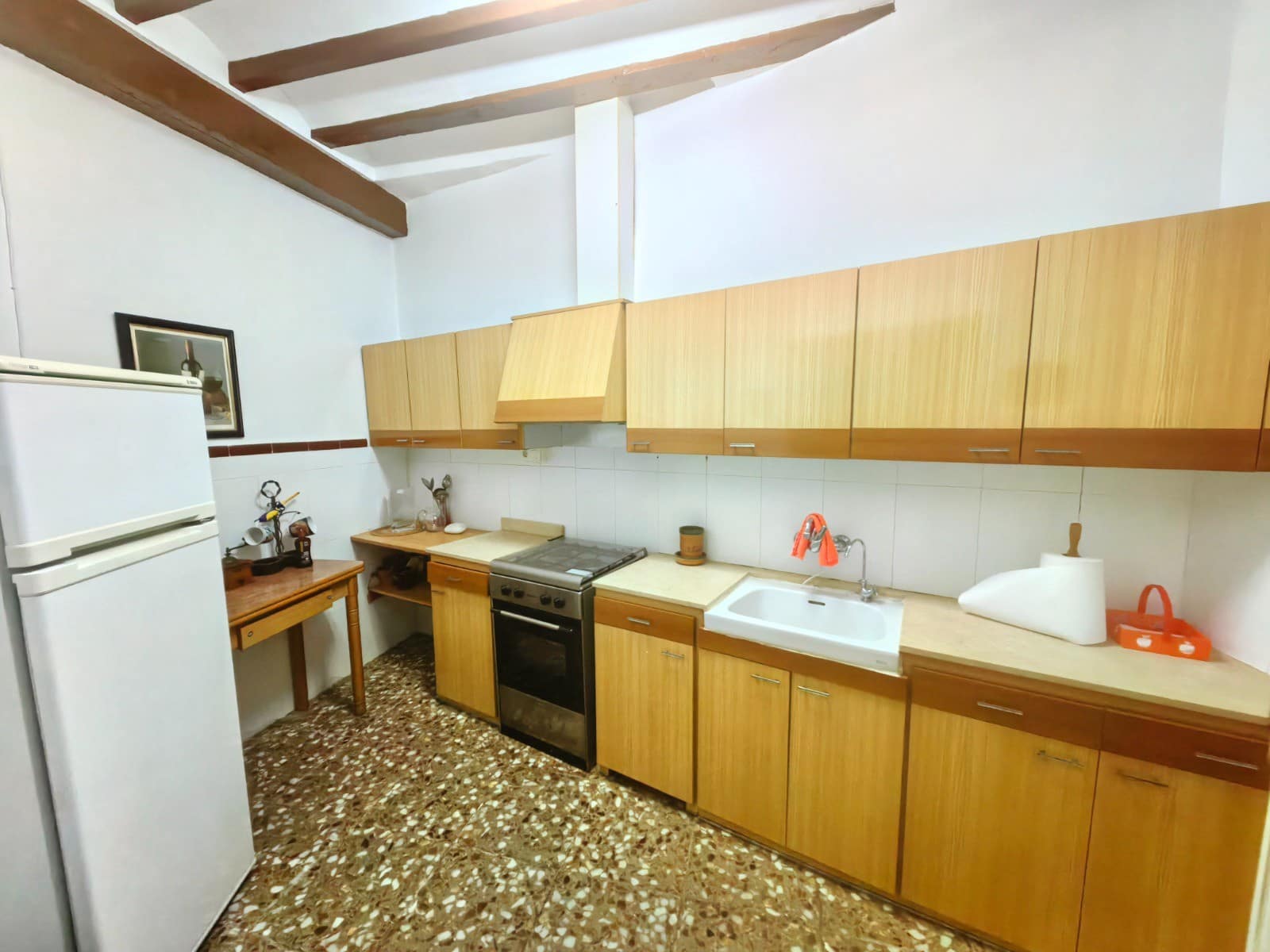 5 bedroom Townhouse for sale in Pinoso - € 75,000 (Ref: 9688461)