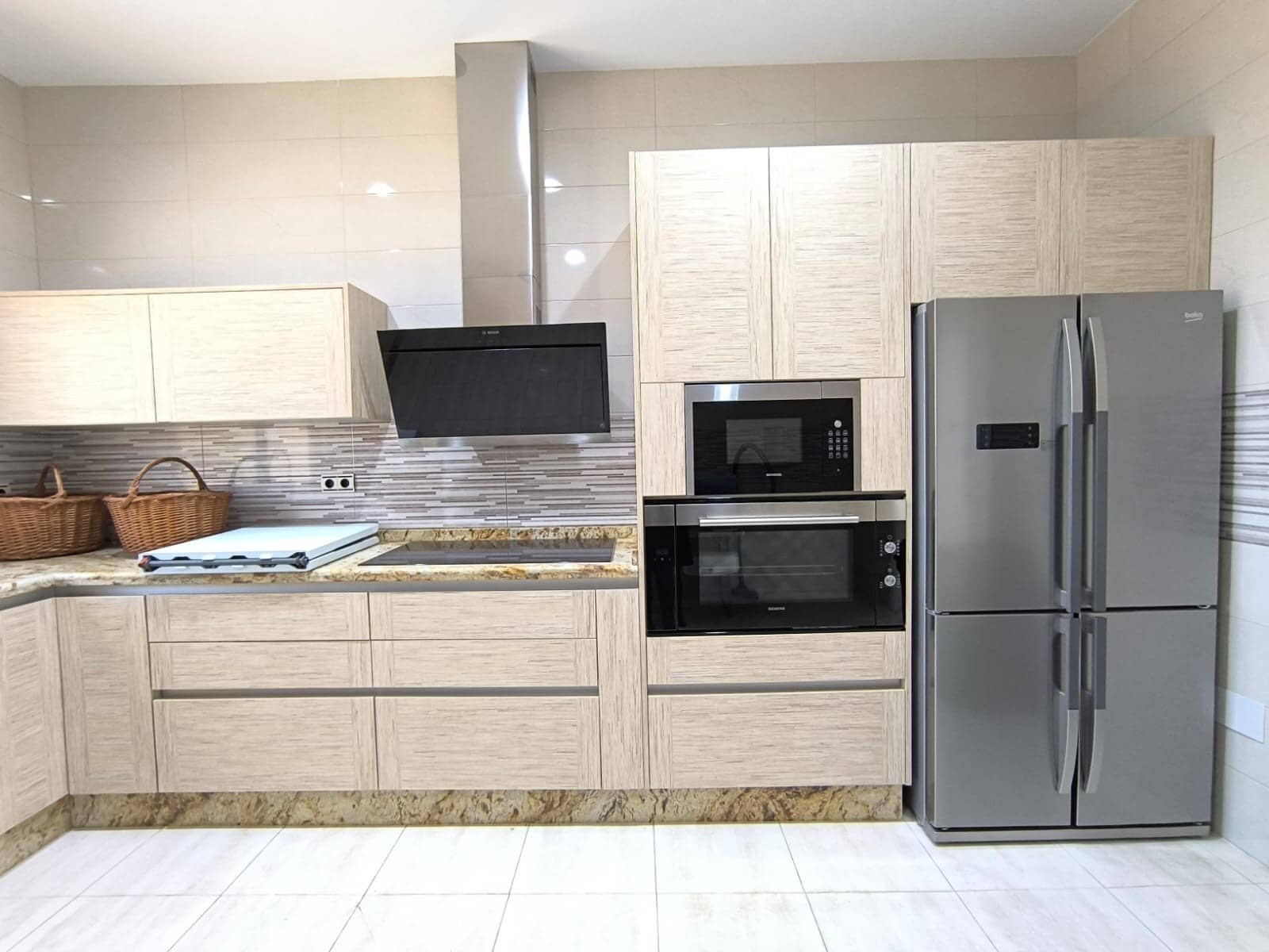 Chalet de 4 habitaciones en Pinoso en venta - 649.995 € (Ref: 9691396)