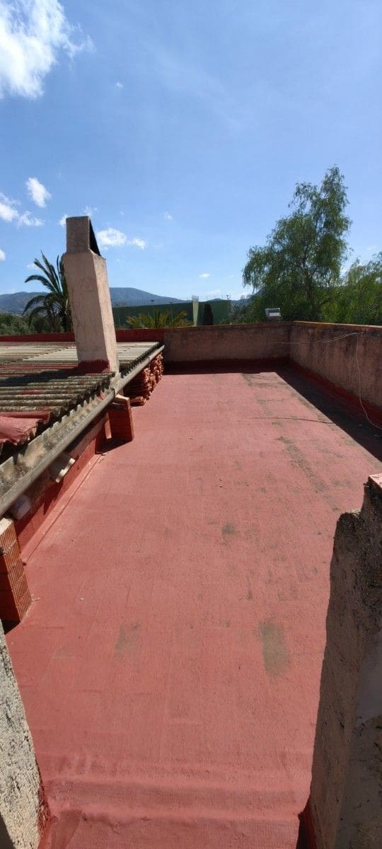 3 bedroom Finca/Country House for sale in Elda - € 172,000 (Ref: 9714170)