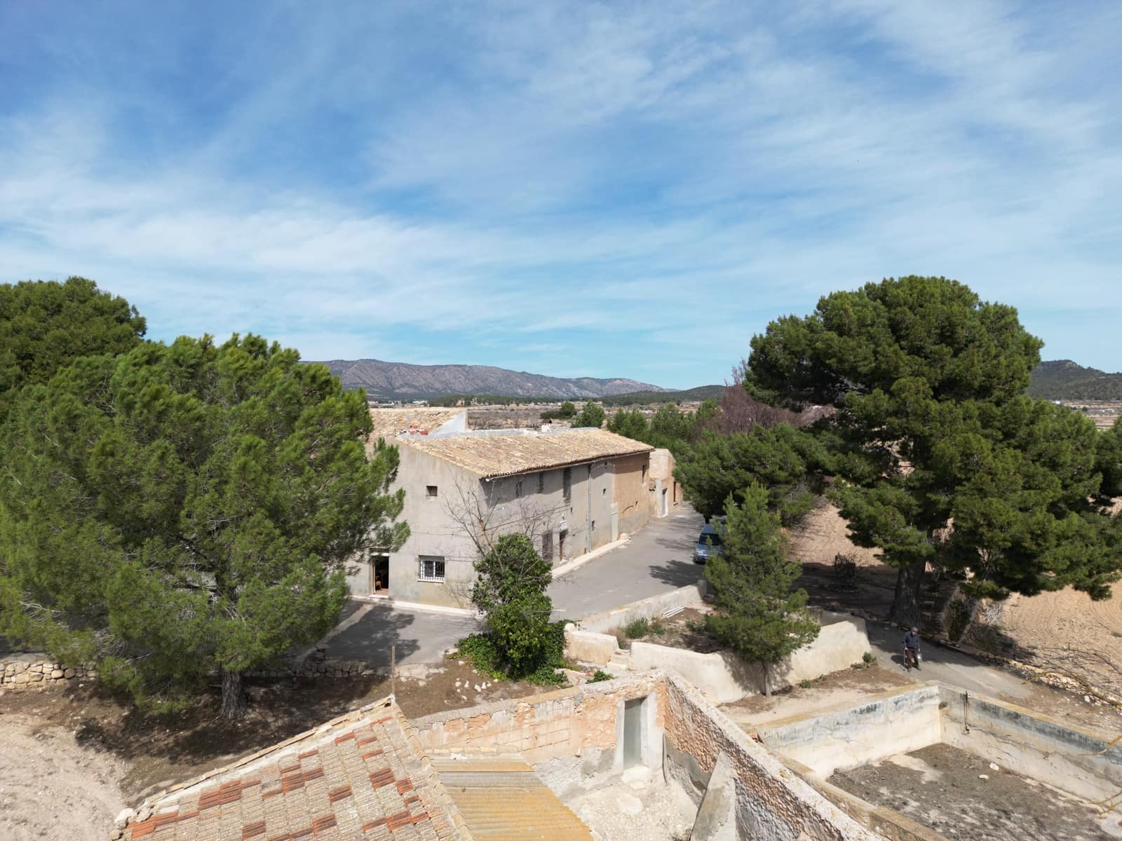 6 soveværelse Finca/Landehus til salg i Monovar / Monover med swimmingpool garage - € 520.000 (Ref: 9719196)