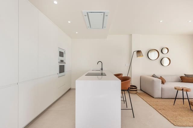 3 makuuhuone Huvila myytävänä paikassa Las Lomas de Rame - Bahía Bella, Los Alcázares mukana uima-altaan 
autotalli - 429 000 € (Ref: 9730790)