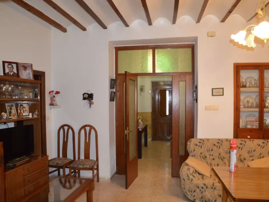 4 bedroom Townhouse for sale in Raspay - € 74,500 (Ref: 9730804)
