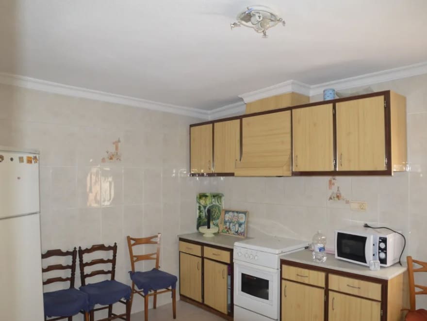 4 bedroom Townhouse for sale in Raspay - € 74,500 (Ref: 9730804)