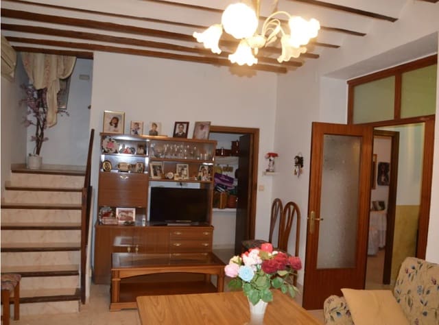 4 soverom Hus til salgs i Raspay, Yecla - € 74 500 (Ref: 9730804)