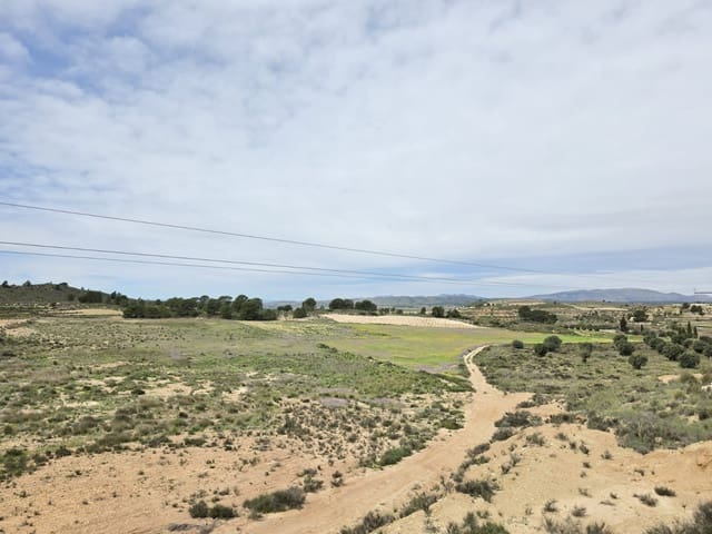 Teren niezagospodarowany na sprzedaż w Jumilla - 18 995 € (Ref: 9731638)