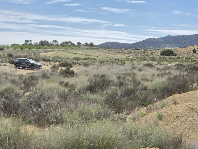 Teren niezagospodarowany na sprzedaż w Jumilla - 18 995 € (Ref: 9731638)