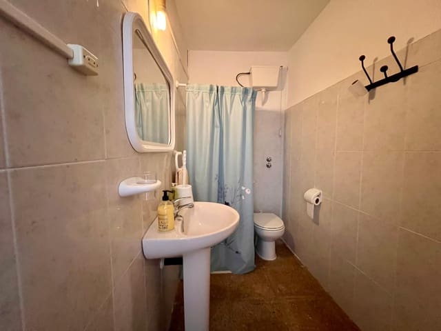 2 makuuhuone Luolatalo myytävänä paikassa Barinas, Abanilla - 119 000 € (Ref: 9758232)