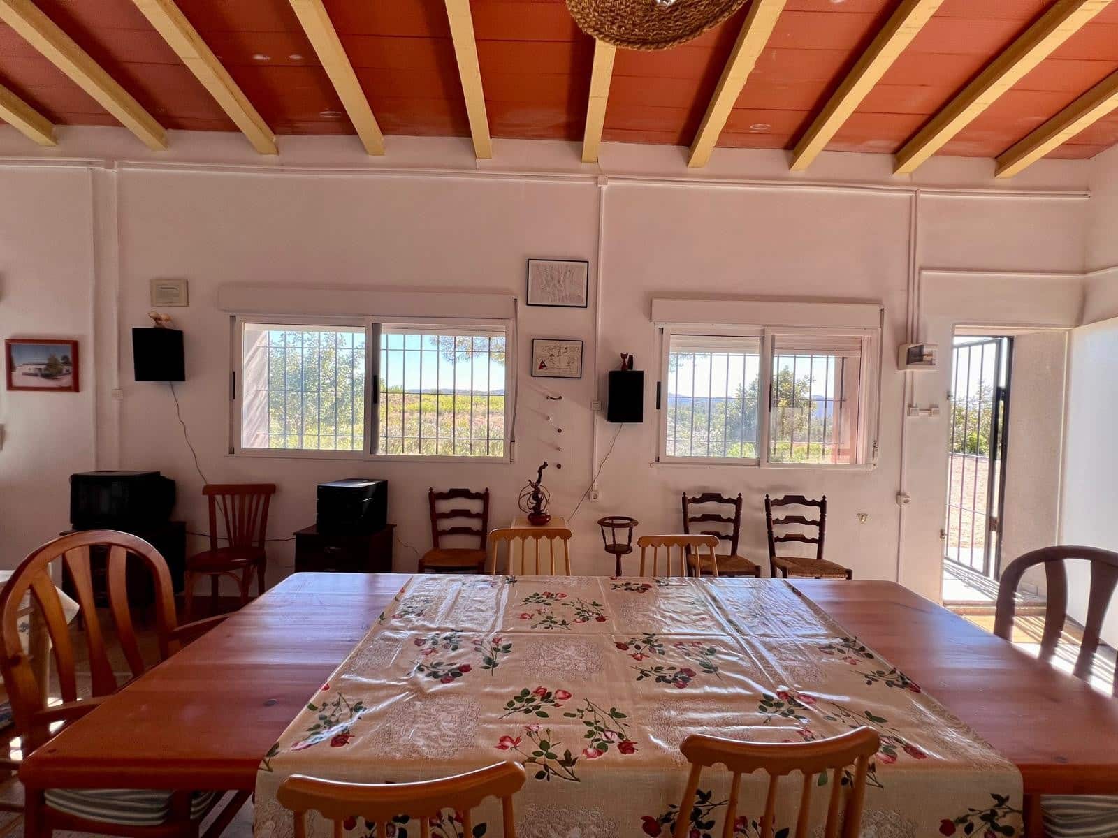 2 makuuhuone Luolatalo myytävänä paikassa Barinas - 119 000 € (Ref: 9758232)