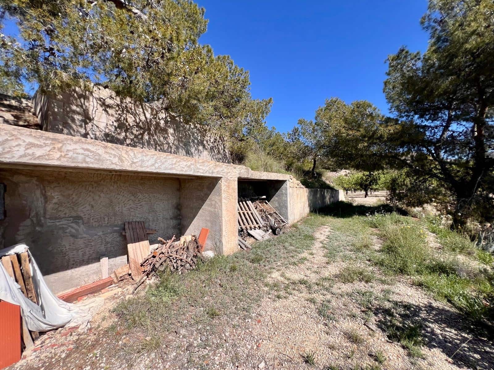 2 makuuhuone Luolatalo myytävänä paikassa Barinas - 119 000 € (Ref: 9758232)